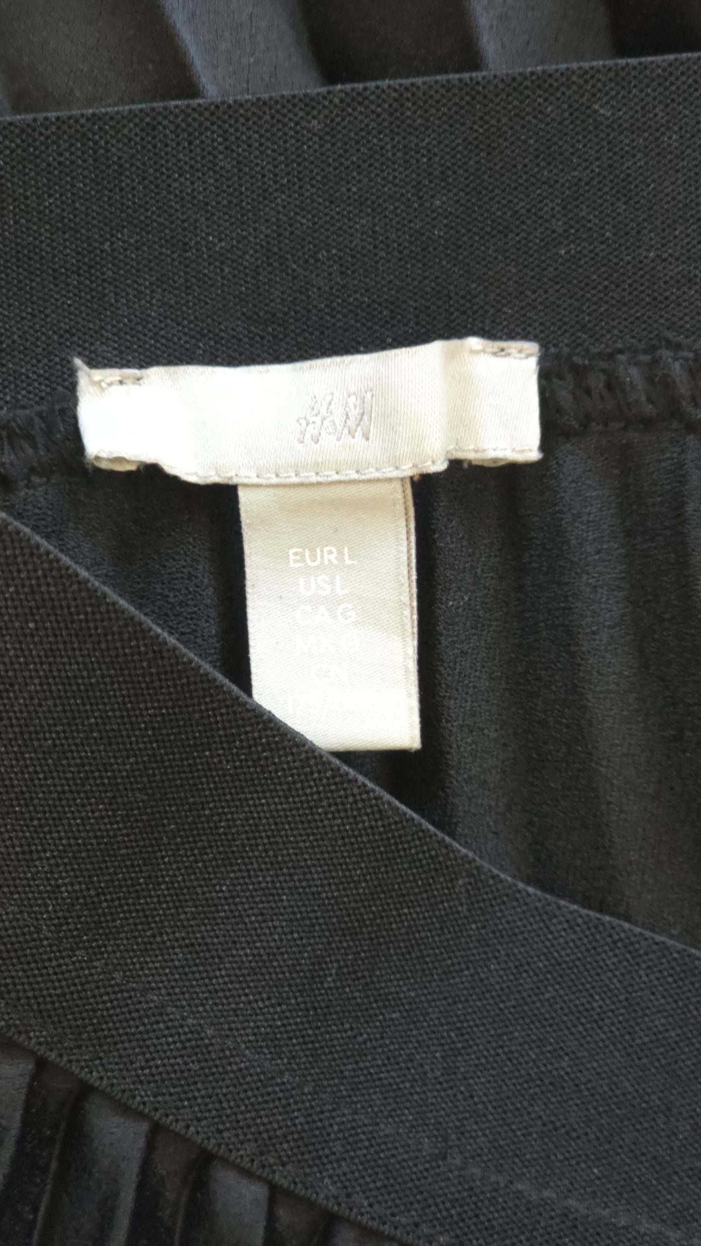 Juodas plisuotas sijonas H&M, L dydis - Image 2
